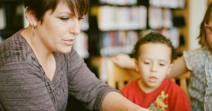 Rabbis, educators find ways to share story of Chanukah with children