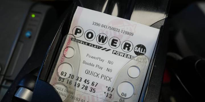 Powerball jackpot climbs to $820 million for Saturday’s drawing