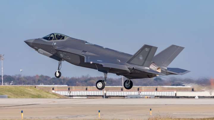 Finland’s First F-35 Conducts Maiden Flight