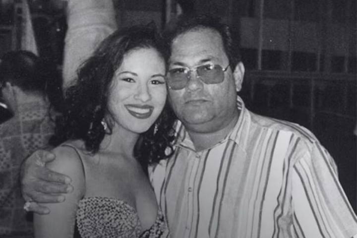 Fallece Abraham Quintanilla, padre y mánager de la Reina del Tex