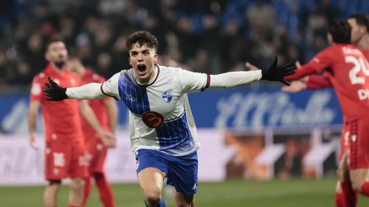 El Ibercaja Estadio solo se calienta con goles: la raza del CD Ebro lleva al límite al Osasuna