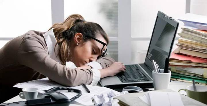 Jornada laboral de 40 horas será discutida en 2026 y arrancaría en 2027