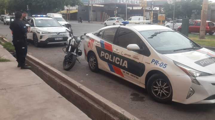 Padre e hijo detenidos tras intentar robar una moto