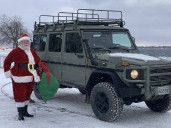 Santa delivers toys to pediatric patients at Kingston hospitals