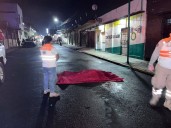 Choque entre motocicletas deja un muerto