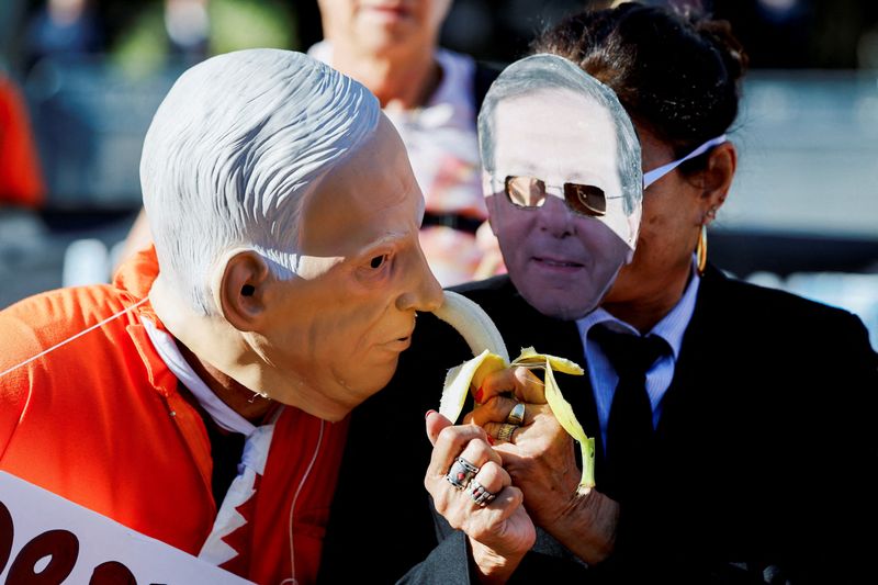 Israel's Netanyahu appears in court after pardon request backed by Trump