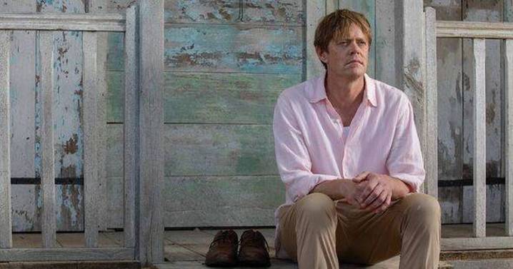 Death in Paradise's Kris Marshall returns to beloved role as he drops spoiler