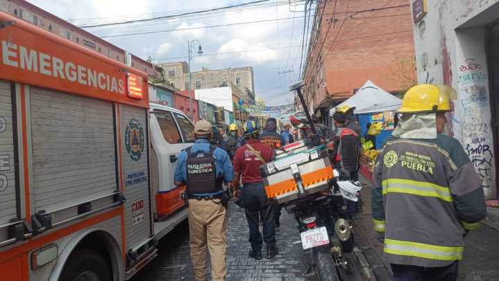 Explota puesto de pirotecnia en Centro Histórico de Puebla