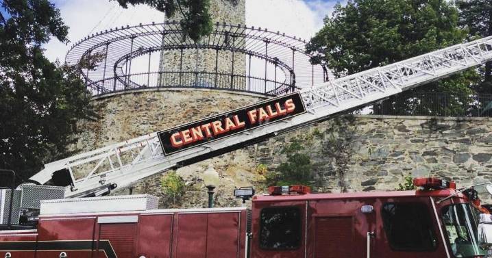Central Falls fire displaces 18 residents