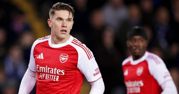 Mikel Arteta told to play £52m star as Arsenal striker ahead of Viktor Gyokeres