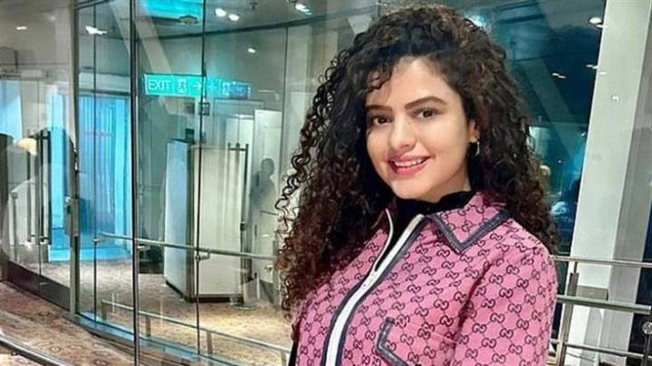 Bollywood ‘My Biggest Reward Is Your Love’: Palak Muchhal Pens Heartfelt Note of Gratitude After Receiving Various Honours for Her Humanitarian Work, Singer Reveals She Has Now Funded 3,966 Heart Surg