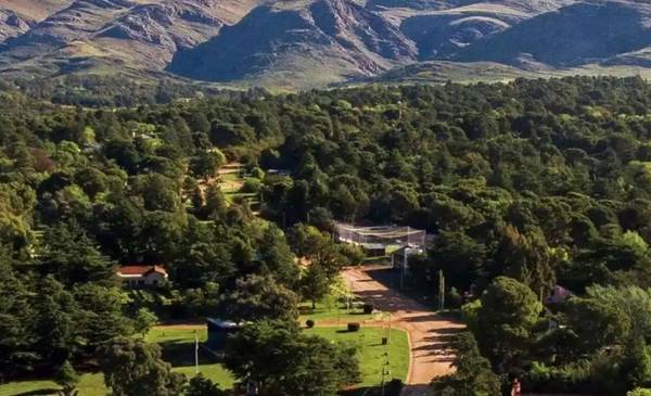 Tiene menos de 1000 habitantes y es el pueblito más alto de Buenos Aires