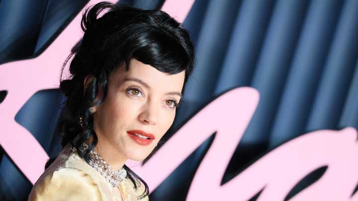 Lily Allen Releases ‘West End Girl’ on Butt Plug-Shaped USB Drives: ‘For Data Storage Only’