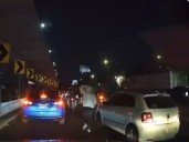 Captan otro asalto en lateral del Periférico, salida a Viaducto, en CDMX