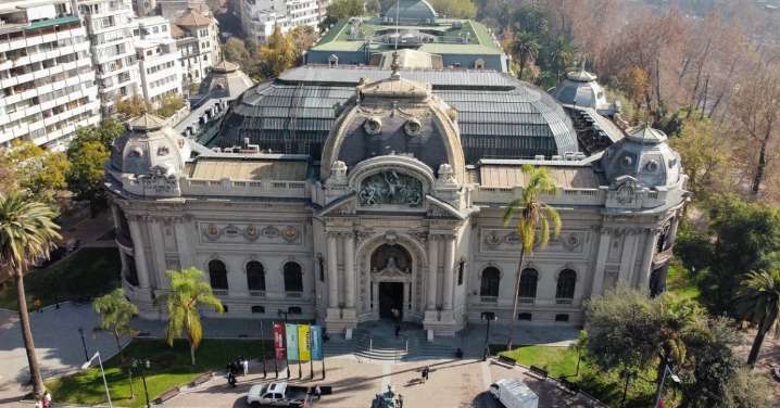 Cuando el cuidado se vuelve político: Mujeres con VIH, memoria y disputa institucional