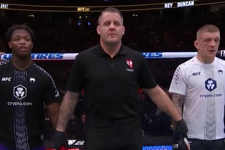 Calls Mount to Fire MMA Referee After Late Stoppage During UFC 323: Dvalishvili vs. Yan 2 Prelims Fight