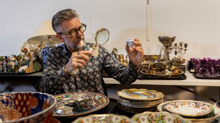 The Valuable Old-School Accessory That Collectors Admire For Its Unique Design