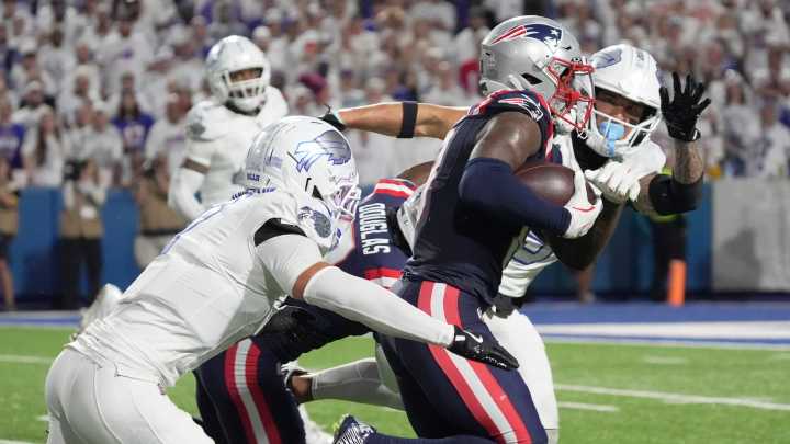Bills vs. Patriots predictions, picks, odds: Who wins NFL Week 15?