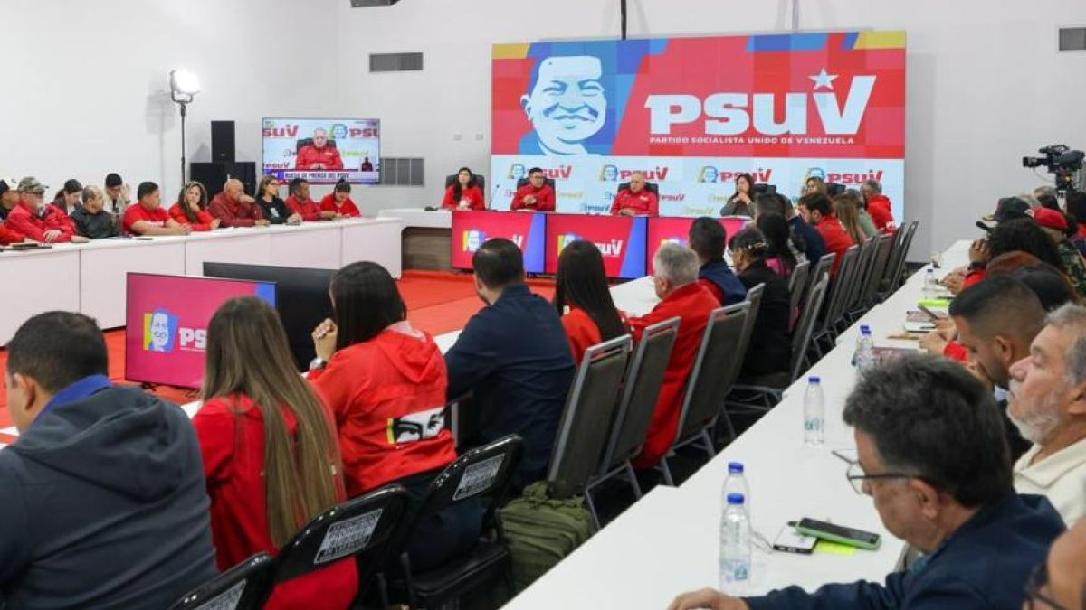 Cabello: Orientaciones del comandante Chávez siguen vigentes en el pueblo