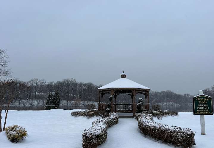 N.Y. weather: How many inches of snow will NYC get Saturday night?