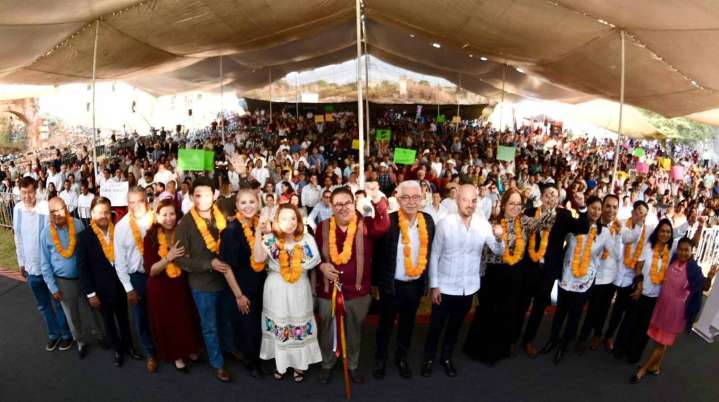 Senador Víctor Mercado Salgado rinde su Primer Informe de Actividades Legislativas desde Ayala