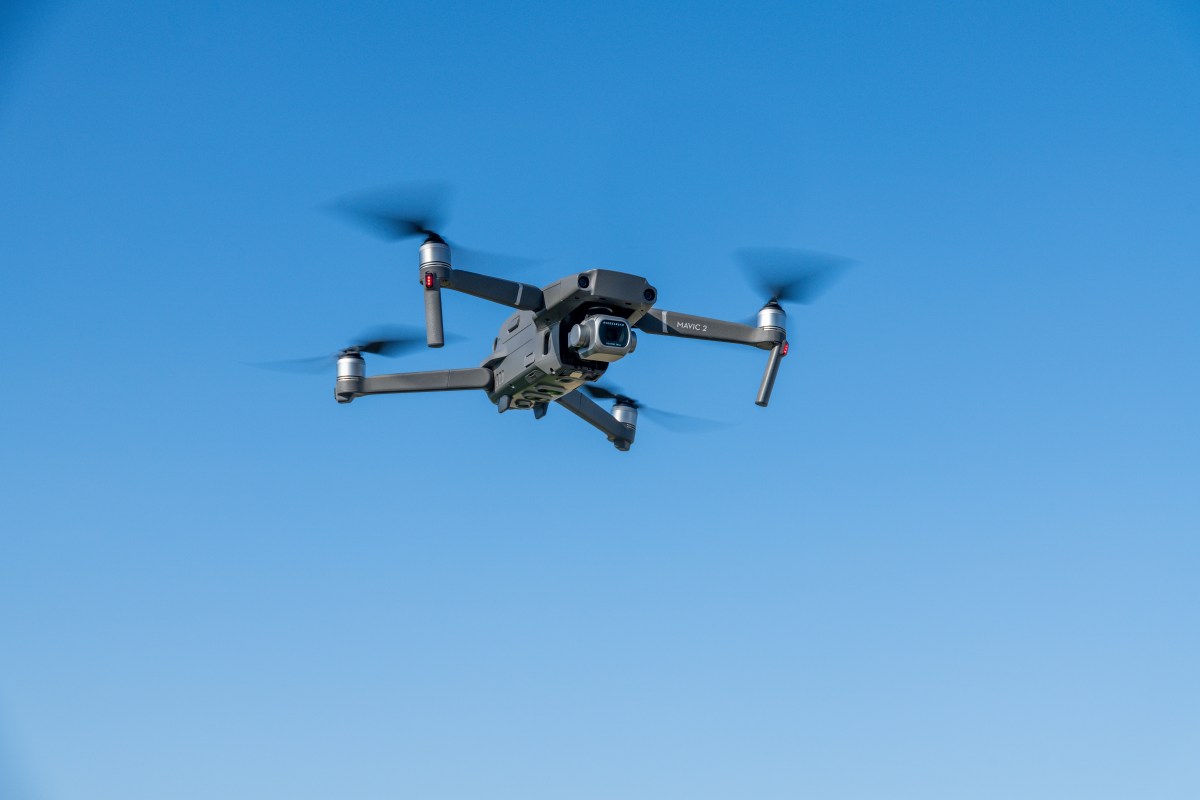 Interceptan un dron con comida gourmet y drogas en cárcel de Carolina del Sur