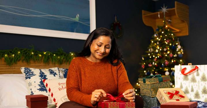 Travelodge launches Christmas present wrapping rooms for parents hiding gifts