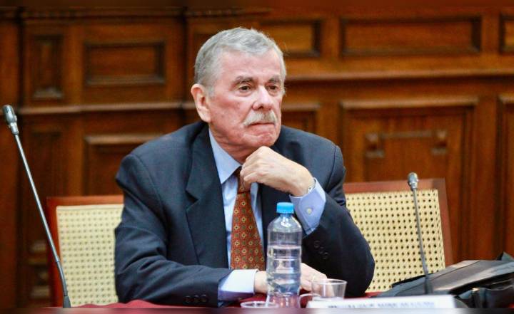 JNE limpia a Fernando Rospigliosi por uso indebido de cámara del Congreso en mitin de Keiko Fujimori