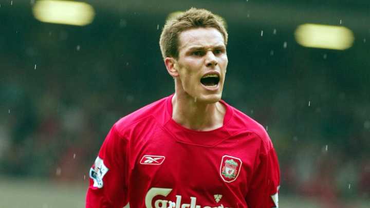 Pasó por la Premier League, la rompió y luego del retiro tuvo que vender premios para sobrevivir