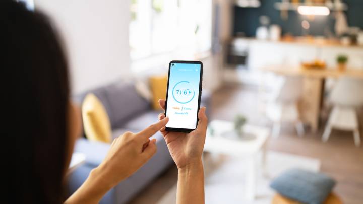 Which Saves You More Money: Smart Thermostat Or Smart Space Heater?