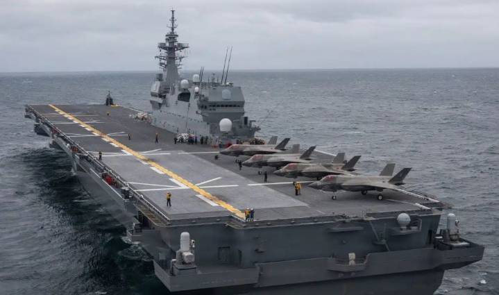 Japón y Estados Unidos refuerzan cooperación aeronaval y juntan el portaviones Kaga y los aviones F