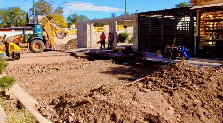 Arranca obra de pavimentación en La Mesa con concr...