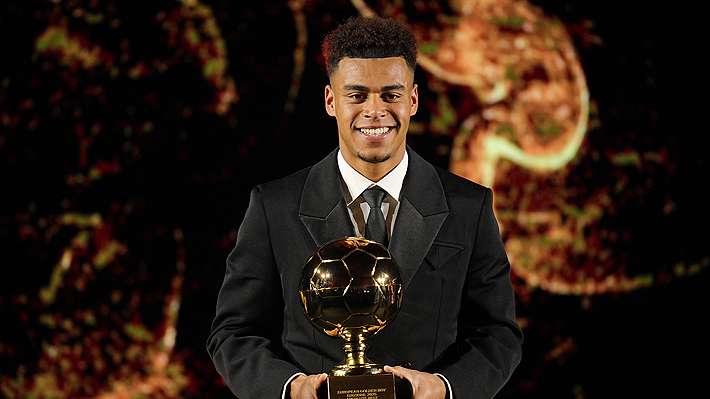 Desiré Doué es el nuevo Golden Boy... Revisa la lista de cracks que han ganado el prestigioso premio El jugador del PSG se impuso en la votación.