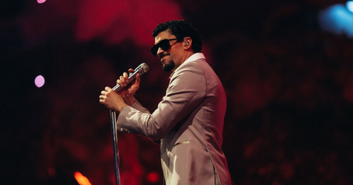 Bad Bunny destrozado tras una inesperada muerte; ¿Sus conciertos en México siguen en pie?