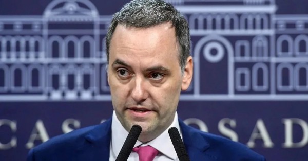 Adorni anunció los proyectos que serán presentados por el Gobierno en sesiones extraordinarias: reforma laboral, penal y de la Ley de Glaciares, entre otros