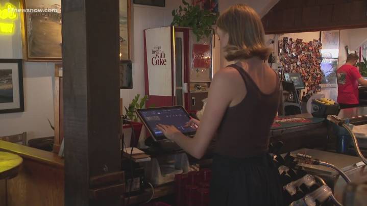 Virginia Beach restaurants, customers endure the meal tax