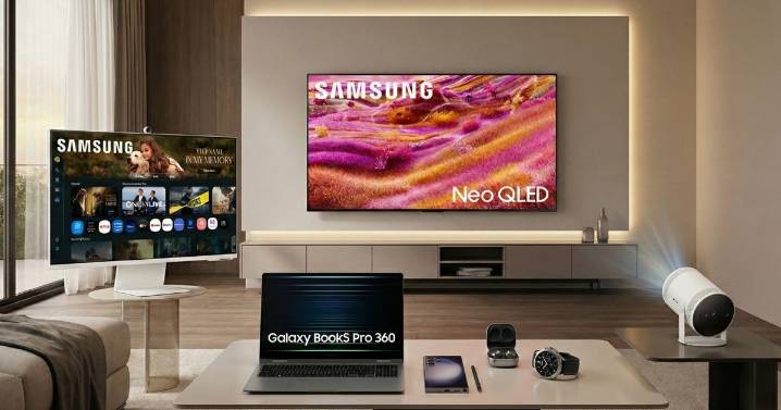 Best Samsung holiday deals on Amazon right now: phones, TVs, laptops and more