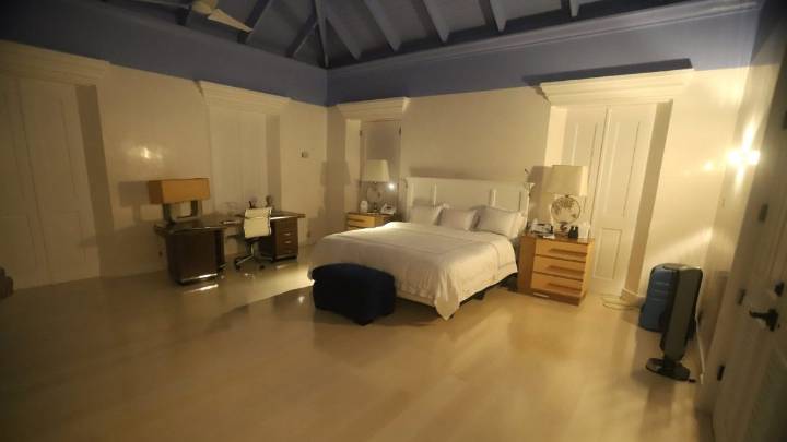 Epstein island photos turn spotlight back on Trump as file release deadline looms