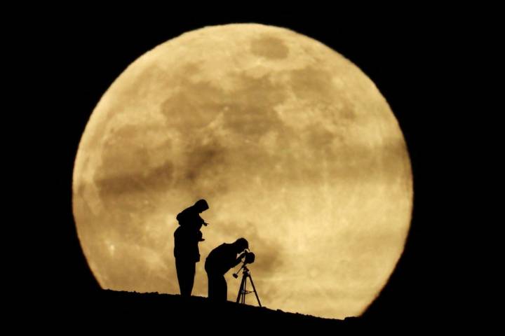 PHOTOS: The last supermoon of 2025 illuminates December night skies