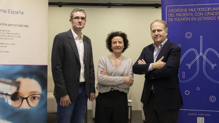 Sanidad financia la primera terapia oral contra un cáncer de pulmón que afecta a jóvenes y no fumadores