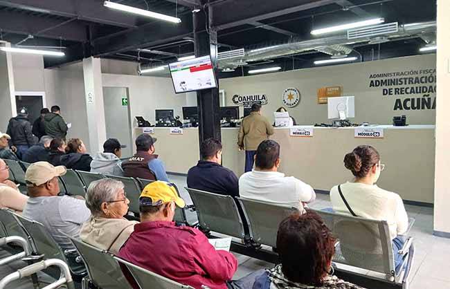 Aprovechan automovilistas descuentos del Buen Fin