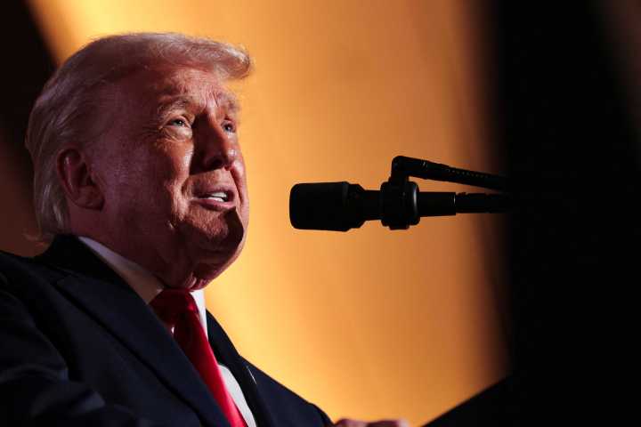 GOP is ‘desperate' for Trump to 'wake up' — and realize 'he's got a problem': expert