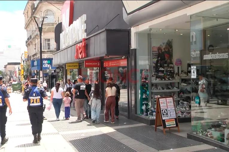 Comerciantes de Paraná alertan que compras online al exterior "ponen en riesgo a la industria argentina"