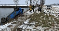 Dive team recovers vehicle from pond in Lincoln