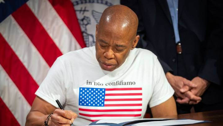 Adams signs legislation to remove sheds, scaffolding