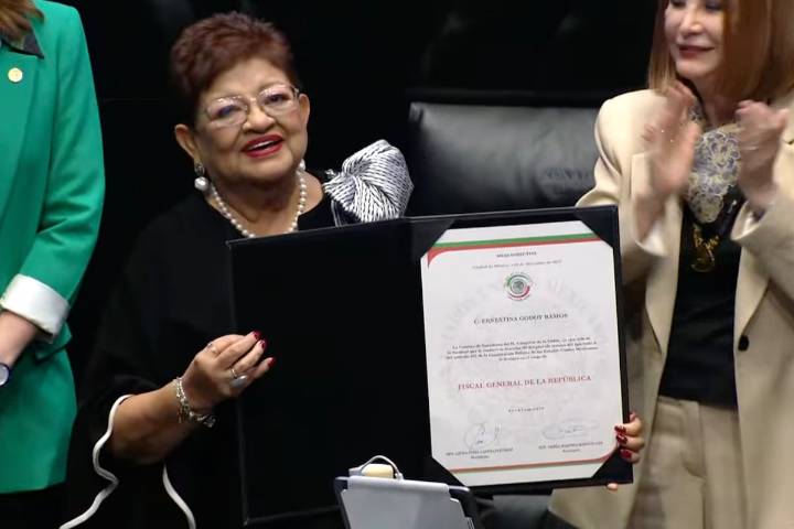El Senado ratifica a Ernestina Godoy como nueva fiscal