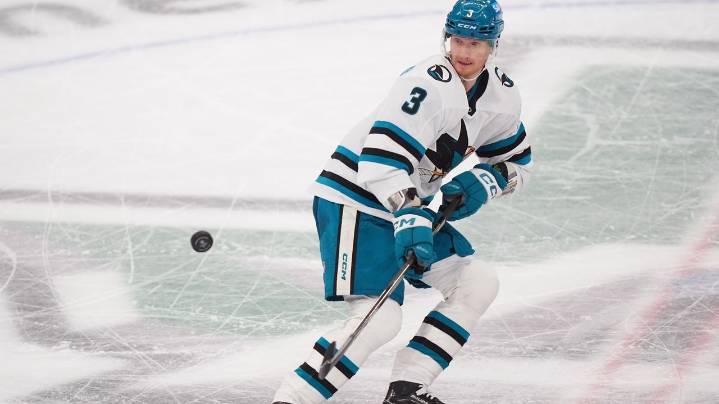 Sharks rally from four-goal third-period deficit to stun Sidney Crosby and the Penguins 6