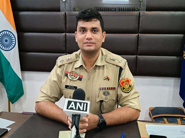 West Agartala Police recovers and returns 27 stolen mobile phones