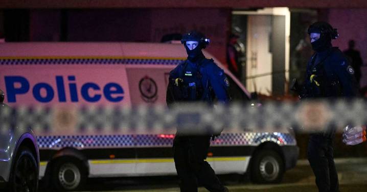 Police swarm Sydney home believed to be linked to alleged Bondi Beach shooter