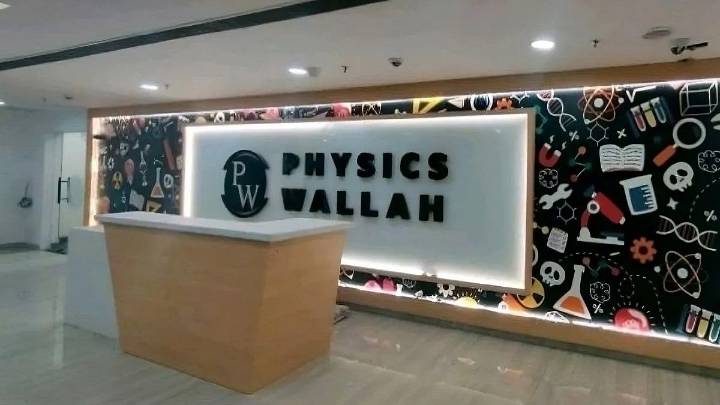 200 Centres In Three Years: PhysicsWallah Wants To Focus Beyond Screens